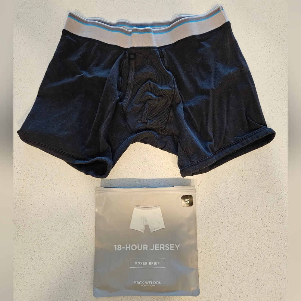 NEW. Mack Weldon 18 hour Jersey Boxer Briefs, black, size small.